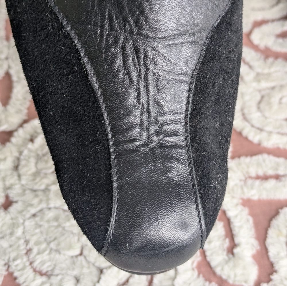 Black Heeled Boots - Picture 12 of 13